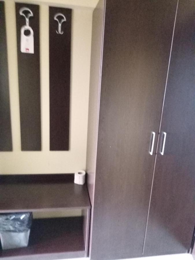 Park Hotel Stratesh 로베치 외부 사진