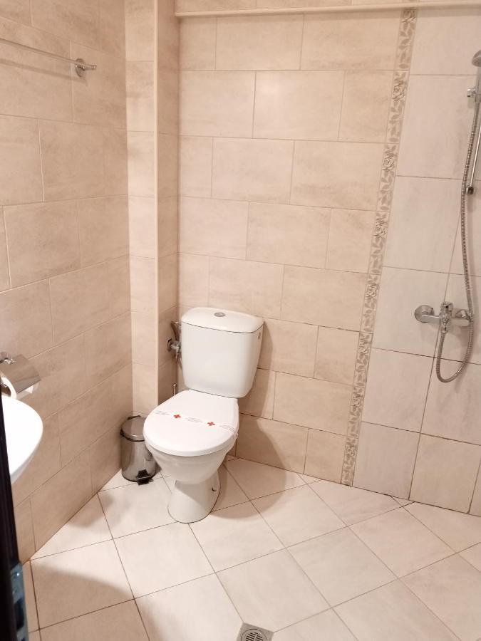 Park Hotel Stratesh 로베치 외부 사진